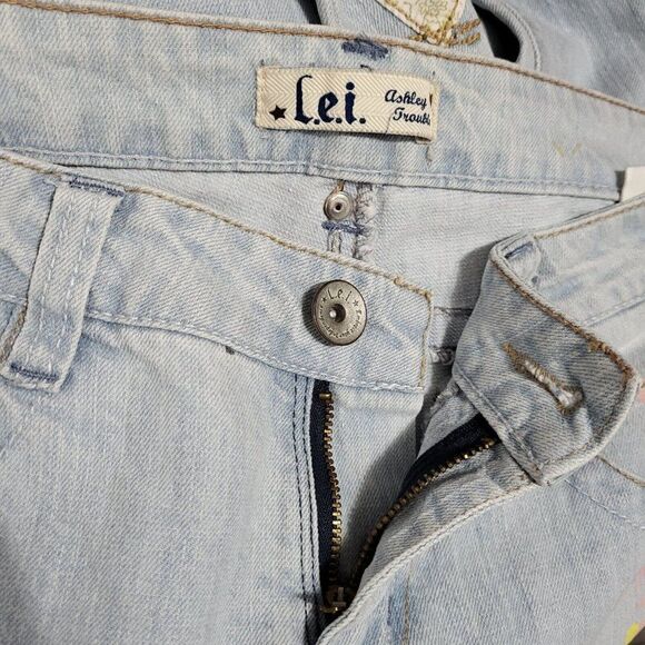 l.e.i Ashley Trouble Blue Light Wash Flare Leg Paint Splatter Jeans Y2K - Picture 8 of 9